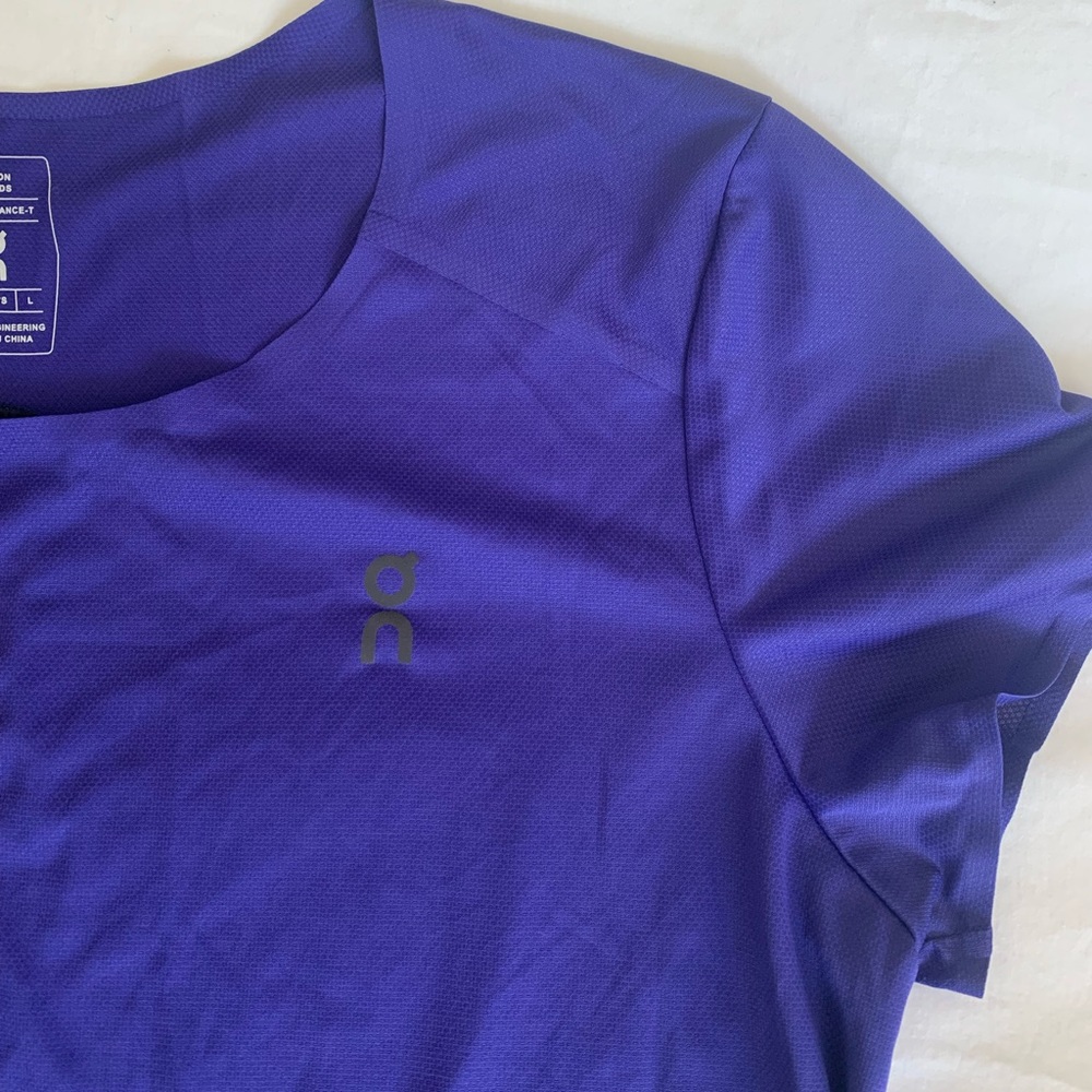 On Running Large Women’s Performance T